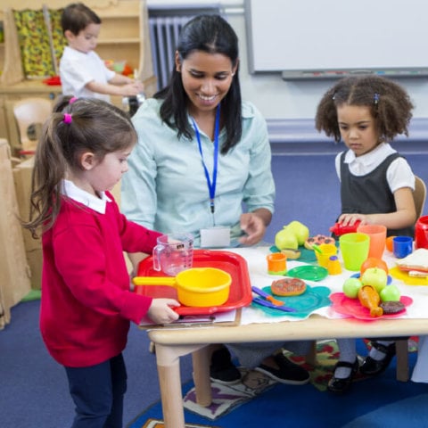 Button to view Childcare Programmes