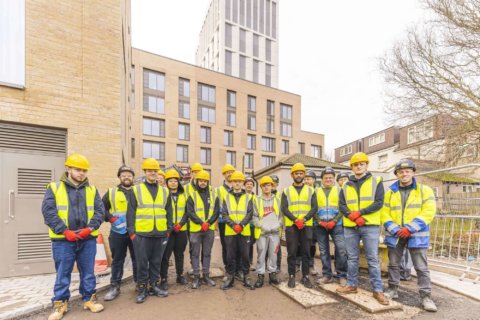 Group of construction learners with employer Farrans